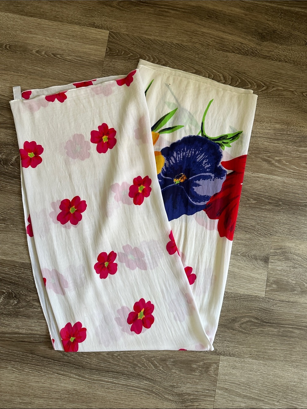 Women’s White Floral coverup with Pink & Red Blooms